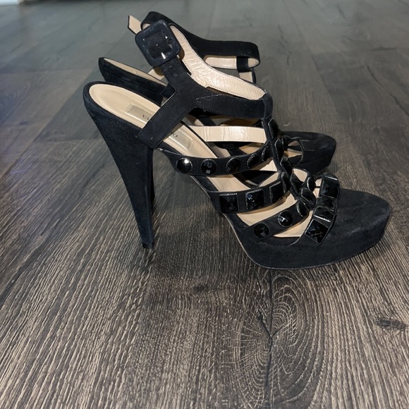 Suede Valentino Garavani Pumps - Picture 7 of 7